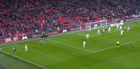 劳塔罗本赛季34次射门意甲第三，6次错失绝佳机会数意甲第二