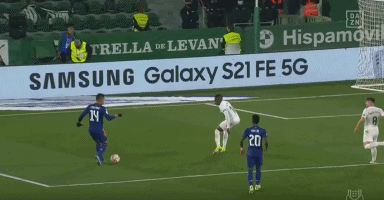 CBA：北京首钢主场再取胜利 防守表现亮眼