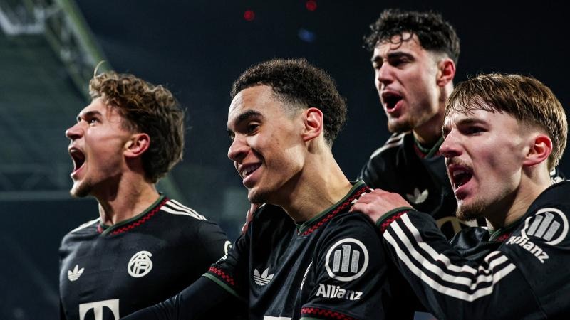 你这么说肯定没有错！可是你忘记了一个基本事实，中国还养了数不尽的不干活但是比你生活质量好百倍的人，你咋不去喷呢？